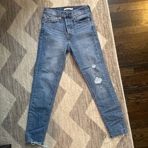 Levi’s Wedgie Skinny Jean